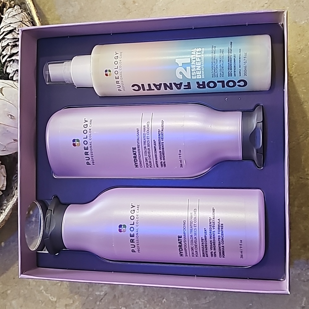 New pureology hydrate gift set